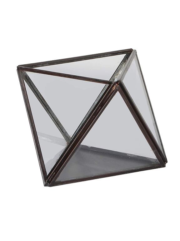 Diamond Terrarium