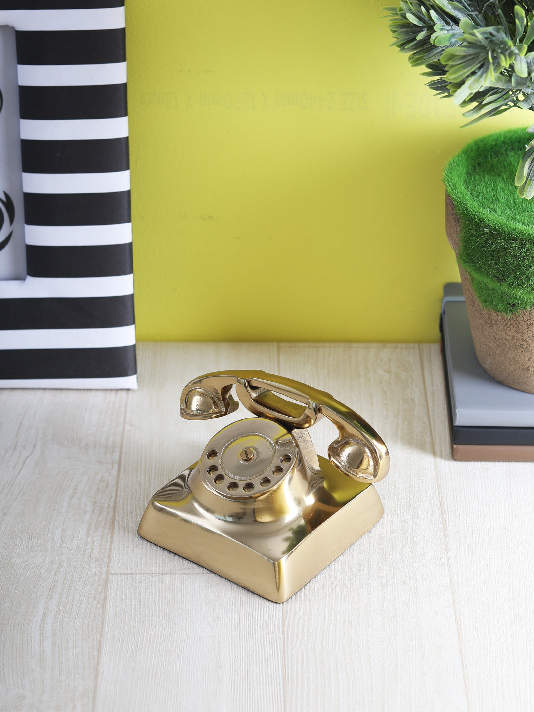 Bell Vintage Deco Telephone