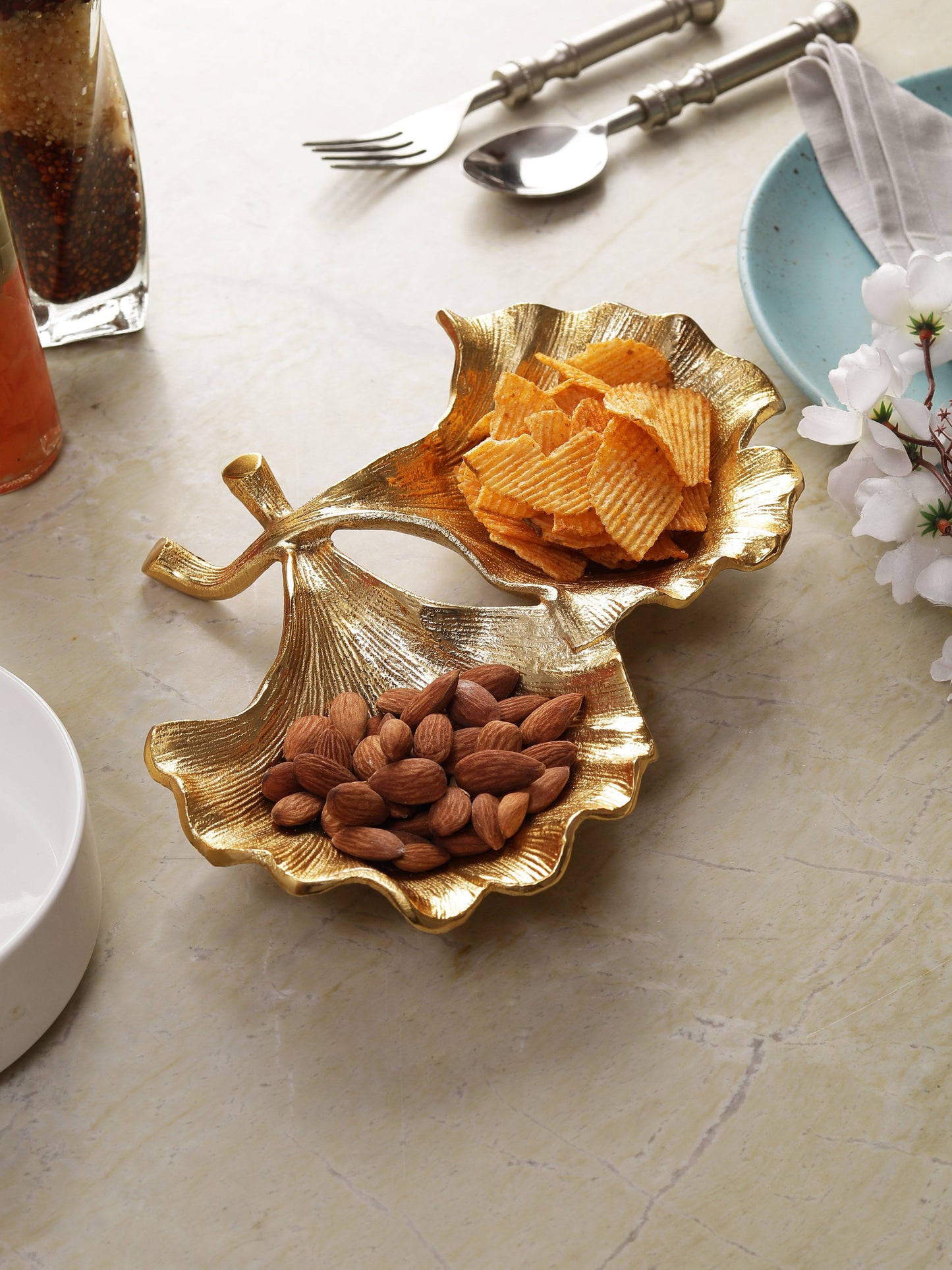 Donna Two Leaf Platter Gold