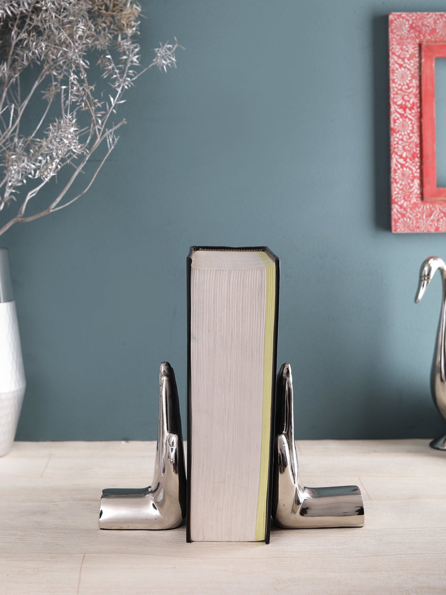 Moshi Folded Hands Bookend set of 2