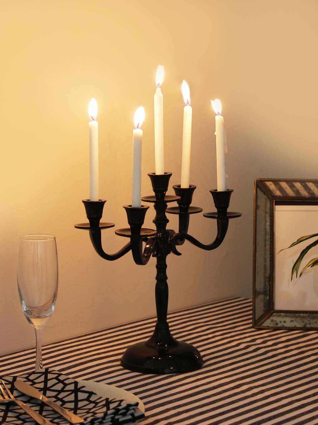 Noire 5 Lite candelabra