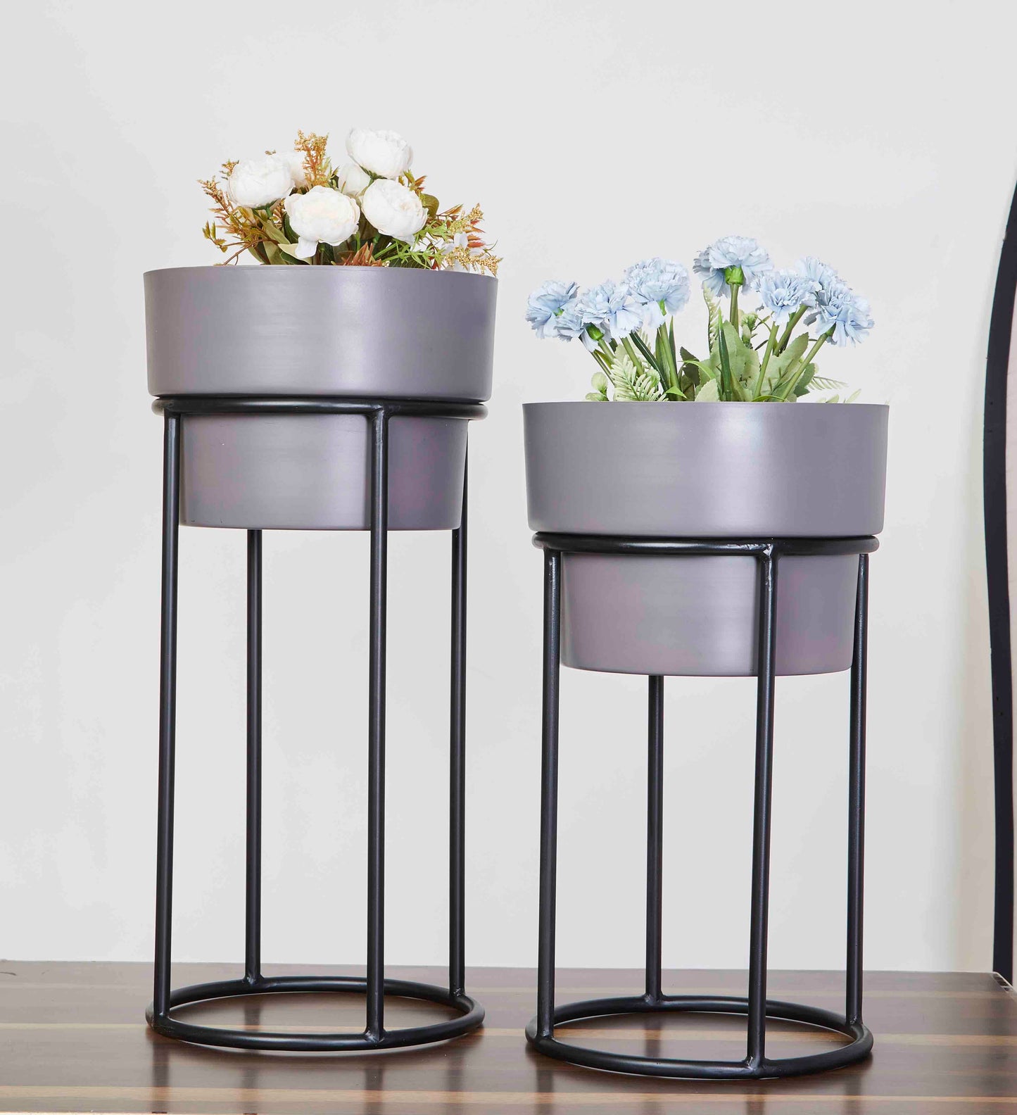 Bradley Grey & Black Planters Set of 2