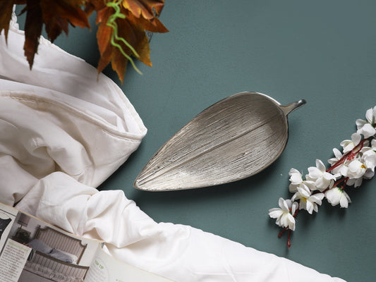 Basic Simple Leaf Large