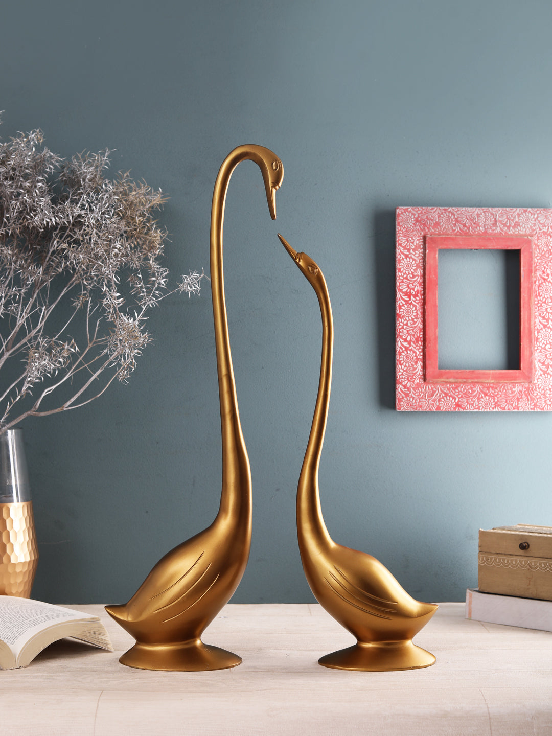 Gold Daffy Swan set of 2