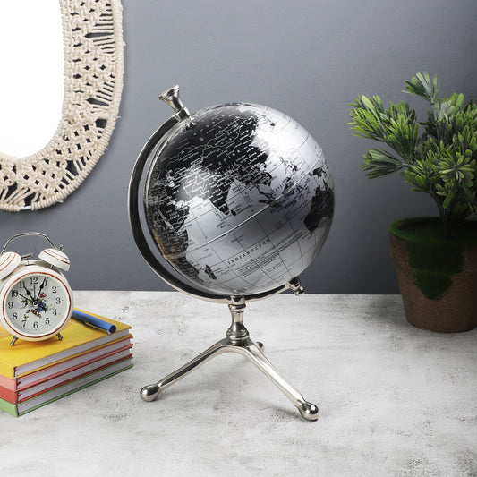 Sydney Laminated Silver Globe