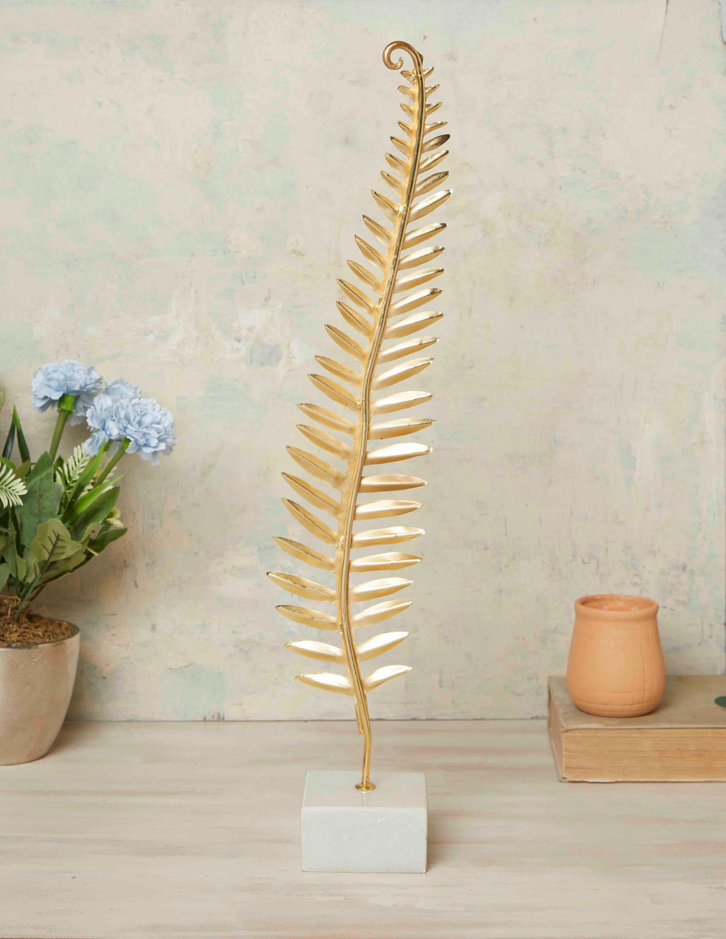 Aria Leaf Sculpture w/Marble Base